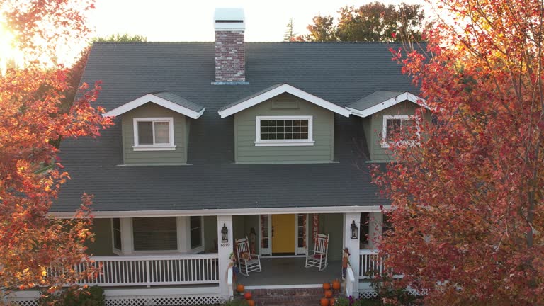 Best Roof Maintenance and Cleaning  in Woodinville, WA